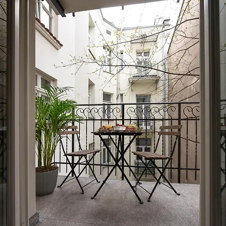 شقة Discover - 6 Rakowicka St - Stylish Balcony With Netflix