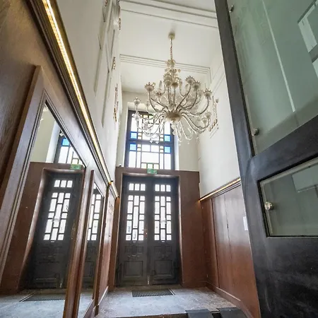 Discover - 6 Rakowicka St - Stylish Balcony With Netflix