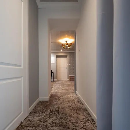 Discover - 6 Rakowicka St - Stylish Balcony With Netflix דירה